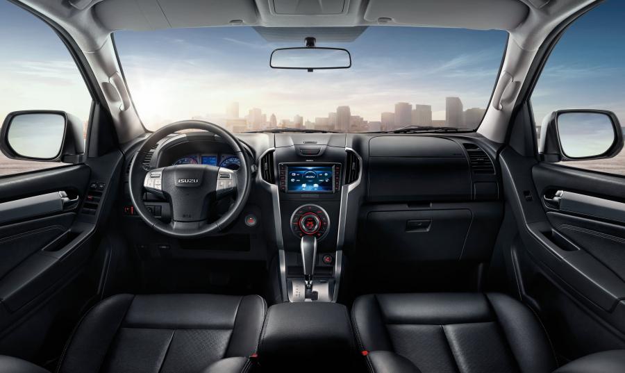  Isuzu MU-X 2015 года  (CN) (фото 8 из 8)